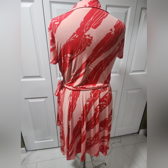 NY&Co Red and Pink Wrap Dress, Size L - Picture 2 of 3